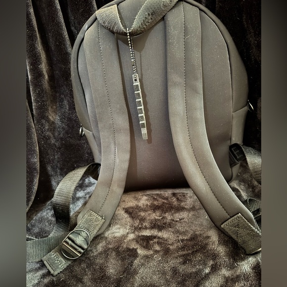 Thacker Backpack - Picture 2 of 6